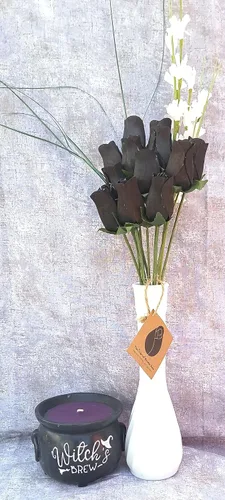 Vista 2 de Ramos originales de rosas de madera en 1, 2, o 3 docenas, Madera de abedul, Completamente negro, 1 Docena