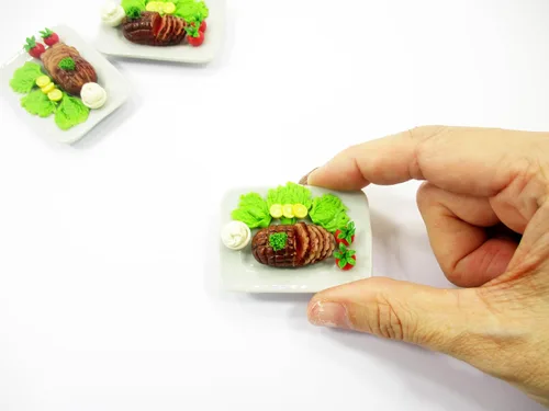 Vista 6 de Casa de muñecas Miniaturas Comida Glaseado Jamón Filete Jamón Miel 1:6 Suministro 15846 Glazed honey ham steak meat food clay, tiny barbecue diner