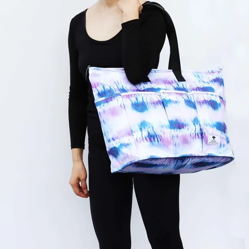 Vista 5 de Bolsa de fin de semana para mujer con múltiples bolsillos para llevar durante la noche, bolsa de viaje para gimnasio, bolsa de equipaje con funda