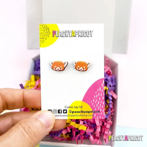 Vista 5 de PeachyApricot Lindos pendientes de panda rojo