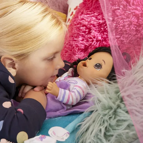 Vista 7 de Baby Alive Muñeco de bebé con temática de conejo, muñecas de 12 pulgadas con temática de hora de dormir, saco de dormir y accesorios de muñeca