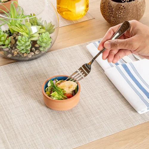 Vista 5 de Restaurantware-Terra Tek Cazuelas de Terracota de 2.7 Onzas, 2 Ollas de Arcilla Esmaltada Azul Para Cocinar - Listas para Horno, Aptas