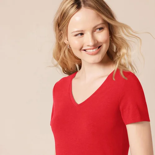 Vista 372 de Amazon Essentials Women's Regular-Fit Short-Sleeve Crewneck T-Shirt