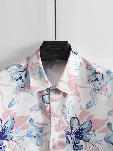 Vista 3 de OYOANGLE Camisa hawaiana de manga corta con botones y estampado tropical para hombre