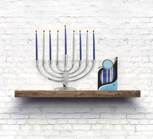 Vista 3 de Zion Judaica Menorá elegante y con estilo para Janucá, elegante candelabro menorá para Hanukkah, utiliza velas estándar de Janucá