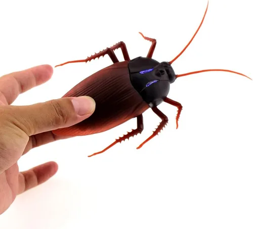 Vista 6 de Tipmant Coche de Control Remoto RC Cucaracha Vehículo Animal Juguetes Electrónicos Insecto Realista Insecto con Ojos Luminosos Mascota Gato Regalo