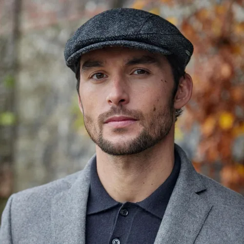 Vista 4 de Biddy Murphy Gorra de conducción de lana irlandesa autoajustable, fabricada Negro (Charcoal Black)