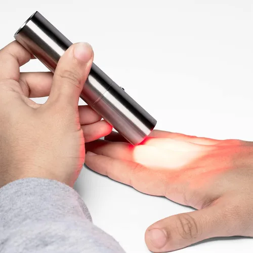 Vista 3 de Antorcha de terapia de luz roja infrarroja 630nm 660nm 850nm LED varita de luz roja para dolores musculares y dolor 3 modos potentes terapia de luz