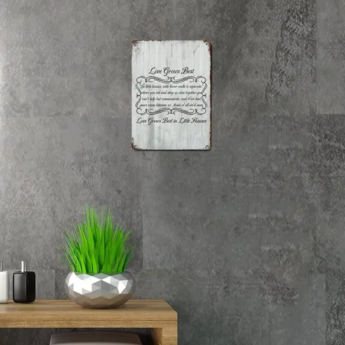 Vista 6 de LUIJORGY Letrero de metal rústico con letras familiares, decoración de pared, diseño de amor crece mejor en casas pequeñas, placa retro positiva