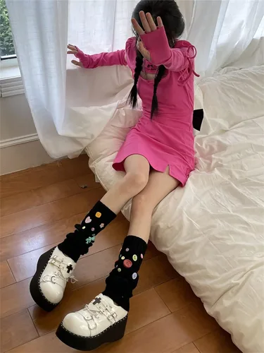 Vista 4 de CYee Kawaii Cutecore - Calcetines largos para mujer, calcetines largos de punto gótico Y2k Acubi, calcetines estéticos