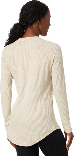 Vista 2 de Smartwool Capa base térmica de lana merino para mujer, con cuello redondo y cuello redondo (ajuste regular)