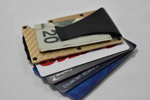Vista 8 de Cartera de aluminio minimalista delgada de fibra de carbono con bloqueo RFID y clip para dinero para hombres y mujeres Gran regalo para papá marido