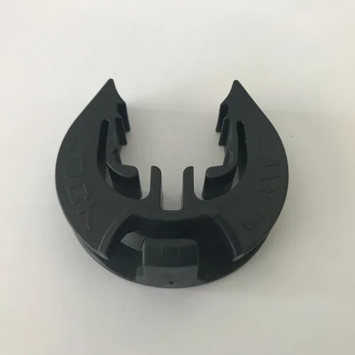 Vista 4 de T-360 Aislador eléctrico de poste en T para valla - Negro (25/pk)