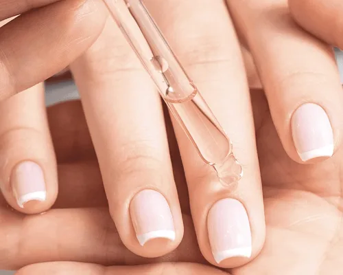 Vista 4 de Cuccio Naturale - Juego de aceite revitalizante para cutículas, proporciona hidratación intensa, repone y fortalece las uñas, promueve una piel más
