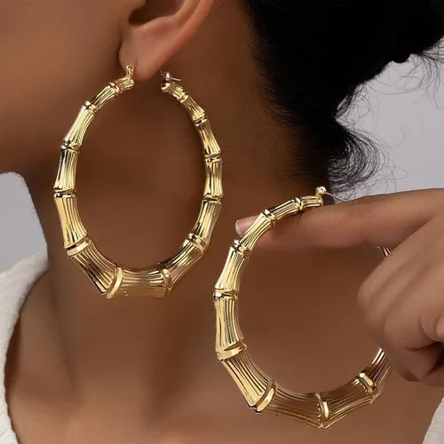 Vista 5 de Aretes de bambú para mujeres, gran set de aretes de aro de bambú, estilo hip hop de los 80 y 90, joyería para regalos de fiesta, accesorios