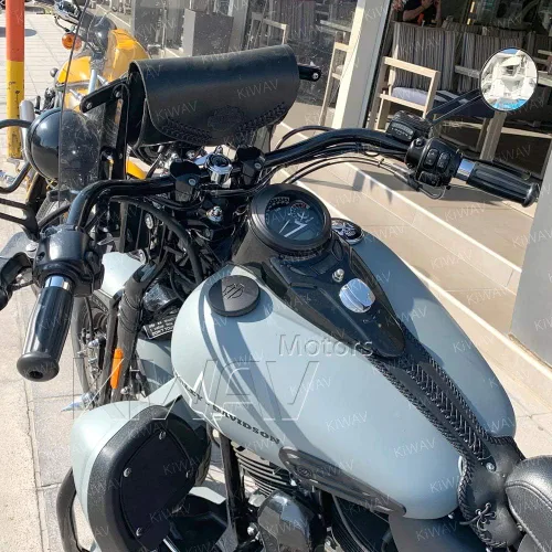 Vista 3 de KiWAV Cubierta montada en tanque de 5 pulgadas, bisel de aluminio negro compatible con Harley-Davidson