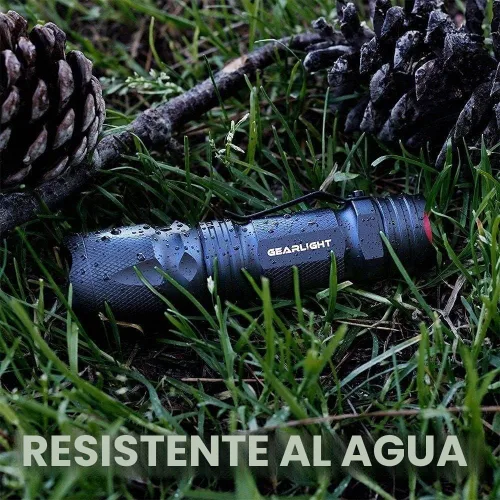 Vista 7 de GearLight Mini linterna LED M3 - 2 linternas tácticas brillantes y pequeñas con lúmenes altos y clip de bolsillo para campamento, uso al aire libre