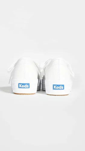 Vista 4 de Keds Tenis de cuero Triple Kick para mujer
