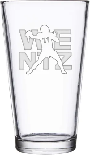 Vista 13 de Hat Shark Jugador atlético deportivo de fútbol – Vasos de pinta grabados con láser para cerveza, jarra de 16 onzas (Allen #17)