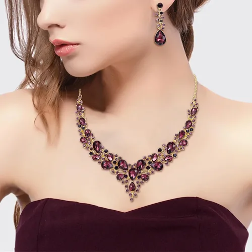 Vista 3 de BriLove Juego de Collar y Aretes Colgantes con Cristales Austríacos para Mujer, Diseño de Lágrimas en Racimo, Collar de Declaración para Boda y Novia