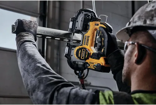 Vista 4 de DEWALT ATOMIC 20V MAX - Sierra de cinta compacta sin escobillas sin escobillas de 1-3/4 pulgadas, solo herramienta desnuda (DCS377B)