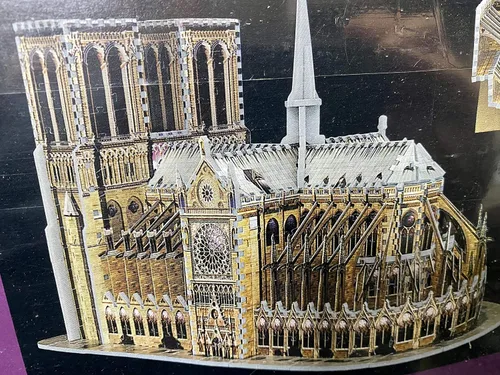 Vista 3 de Puzz 3d 952 piezas Rompecabezas Catedral de Notre Dame de París