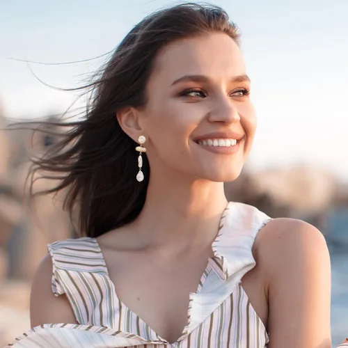 Vista 4 de Aretes de perlas para mujer, aretes colgantes de perlas para adolescentes y niñas, aretes de perlas, elegantes aretes de perlas, aretes colgantes