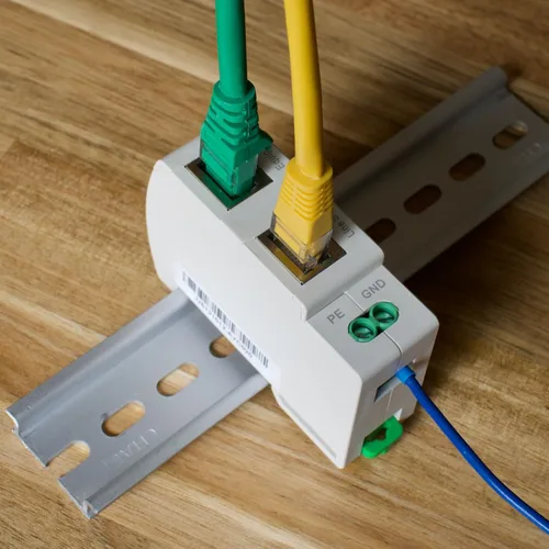 Vista 4 de WTH-SG/RJ45 DIN montado en riel Gigabit Ethernet PoE Protector de sobretensiones GDT TVS completo Protección contra sobretensiones
