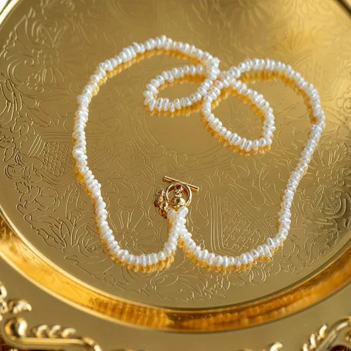 Vista 4 de Cowlyn Pearl Choker Dainty Adjustable Necklace 18K Gold Plated Cultured Barque Pearl Tiny Chain Delicate Mother's Valentine Jewelry for Women Girls