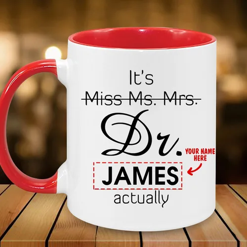 Vista 4 de Taza personalizada de realidad – Taza personalizada con nombre para graduación de doctorado, regalo de médico, divertida y perfecta para cumpleaños
