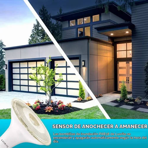Vista 2 de LUXRITE Bombilla LED PAR38 del atardecer al amanecer, equivalente a 90 W, sensor de encendido y apagado automático, blanco suave de 3000 K, 1250