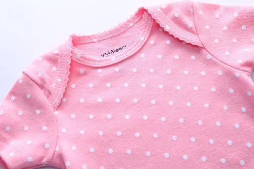 Vista 4 de Conjunto de 19 piezas de ropa esencial para regalo de canastilla de bebé unisex