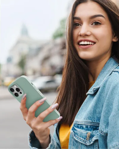 Vista 7 de Funda de silicona líquida delgada para iPhone 15 Pro, funda protectora a prueba de golpes de 6.1 pulgadas, protección antiarañazos contra caídas