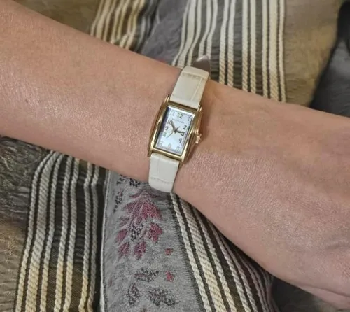 Vista 5 de Wristology Reloj vintage para mujer, estilo art deco, con caja rectangular, intercambiable, ajustable, esfera analógica fácil de leer
