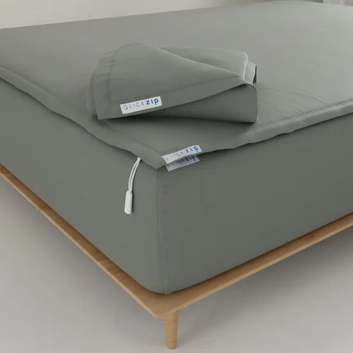 Vista 13 de QuickZip Paquete de Repuesto Fitted Plus: 1 Sábana Bajera (Base + Sábana con Cremallera) y 1 Sábana con Cremallera - Fácil de Cambiar, No se Sale