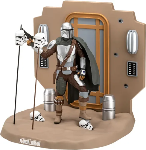Vista 3 de Revell 06784 Star Wars: The Mandalorian Din Djarin™ - The Bounty Hunter - Kit de modelo de plástico sin construir y sin pintar a escala 1:9 con base