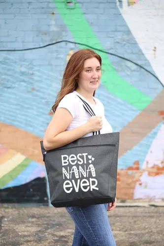 Vista 2 de Brooke & Jess Designs Bolso de mano para la abuela – Bolso de lona resistente con cremallera y bolsillo interior para la abuela para uso diario