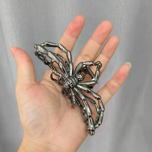 Vista 6 de Pinzas para el cabello grandes y realistas de metal negro con garra de araña, agarre fuerte, antideslizantes, accesorios para el cabello grueso