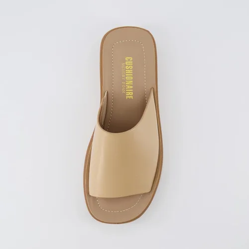 Vista 6 de CUSHIONAIRE Sandalia Play One Band de plataforma para mujer con espuma viscoelástica