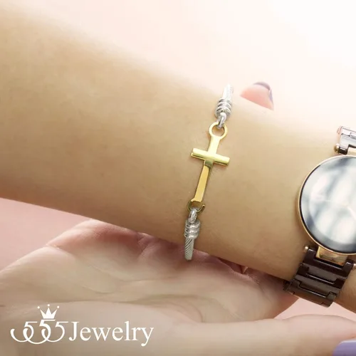 Vista 3 de 555Jewelry Pulsera religiosa de acero inoxidable con cierre de cruz para hombres y mujeres