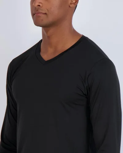 Vista 3 de Real Essentials Paquete de 4 camiseta deportiva de manga larga con cuello en V para hombre, de ajuste seco, para exteriores, UPF 50+