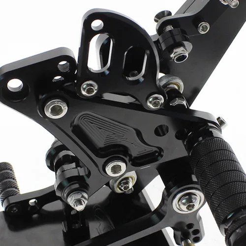 Vista 6 de Reposapiés de motocicleta ajustable de aluminio Billet para Ducati Diavel 2011-2015 carbono 2011-2016 AMG 2011-2012 (negro)