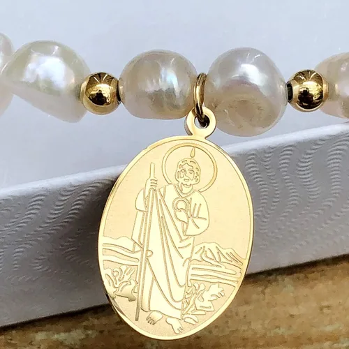 Vista 3 de AA Pulsera religiosa católica de acero inoxidable con medalla de San Judas Taddeo