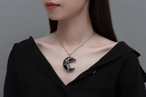 Vista 2 de MAIBAOTA Collar de Cristal Curativo, Collar de Luna Creciente con Árbol de la Vida envuelto en alambre, Collares con Colgante de Piedra Natural