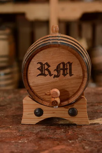 Vista 3 de Barril de whisky personalizado (2 litros) - Barril de vino personalizado - Barril de roble grabado