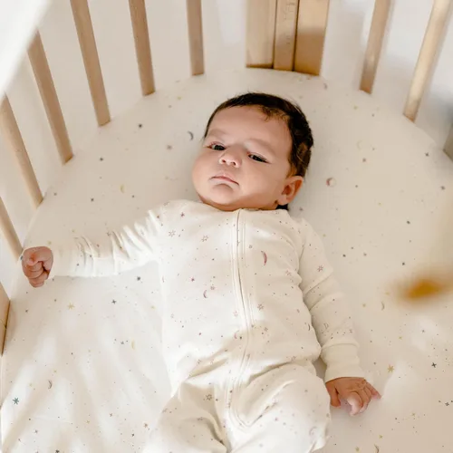 Vista 5 de Stokke Sleepi - Sábana bajera ajustable pequeña de Pehr V3, Celestial, compatible con Sleepi Mini Mattress V3, 100% algodón