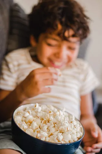 Vista 5 de Amish Country Popcorn Palomitas de maíz para microondas antiguas Sin OMG, sin gluten, apto para microondas y Kosher