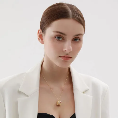 Vista 3 de VINKACE - Collares para mujeres y hombres, vermeil hechos a mano, con forma de corazón, circonita, colgante para hombres y mujeres, regalo para él