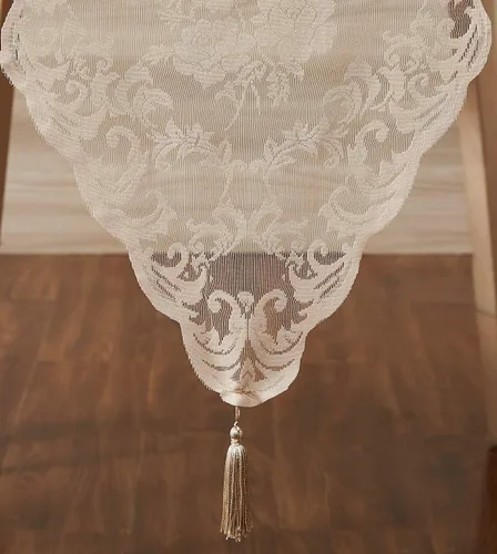 Vista 4 de ASATEX Camino de mesa de encaje de lino dorado de 14 x 36 pulgadas con 2 borlas. El patrón floral clásico y elegante es la opción ideal