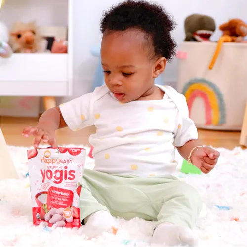 Vista 8 de Happy Baby Organics Yogis Snacks liofilizados de yogur y frutas, plátano y mango, bolsa de 1 onza (paquete de 8) el embalaje puede variar